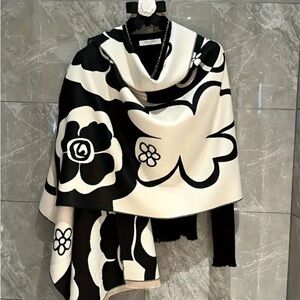 Floral Black and White Scarf